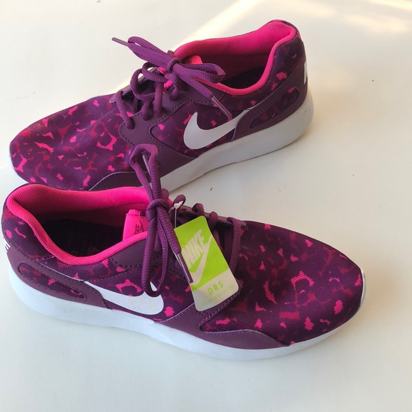 Nike Shoes - Women’s Nike Kaishi running shoe NEW